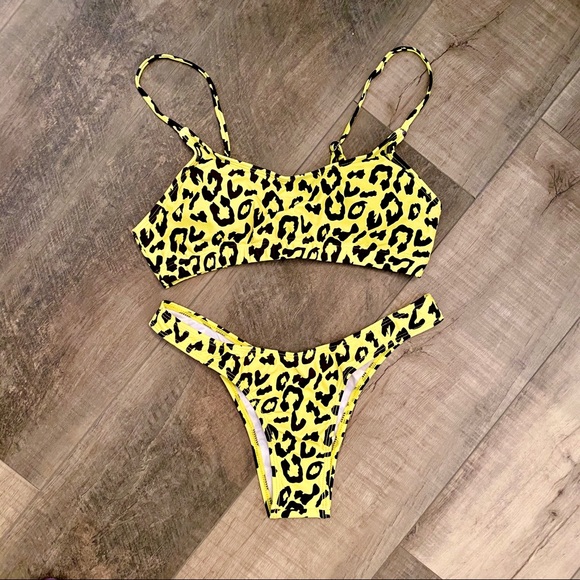 ๐ฅNew S/M leopard neon yellow bikini - Picture 3 of 7